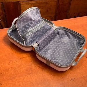 13” Fashion Portable Mini Hardshell Suitcase (White)